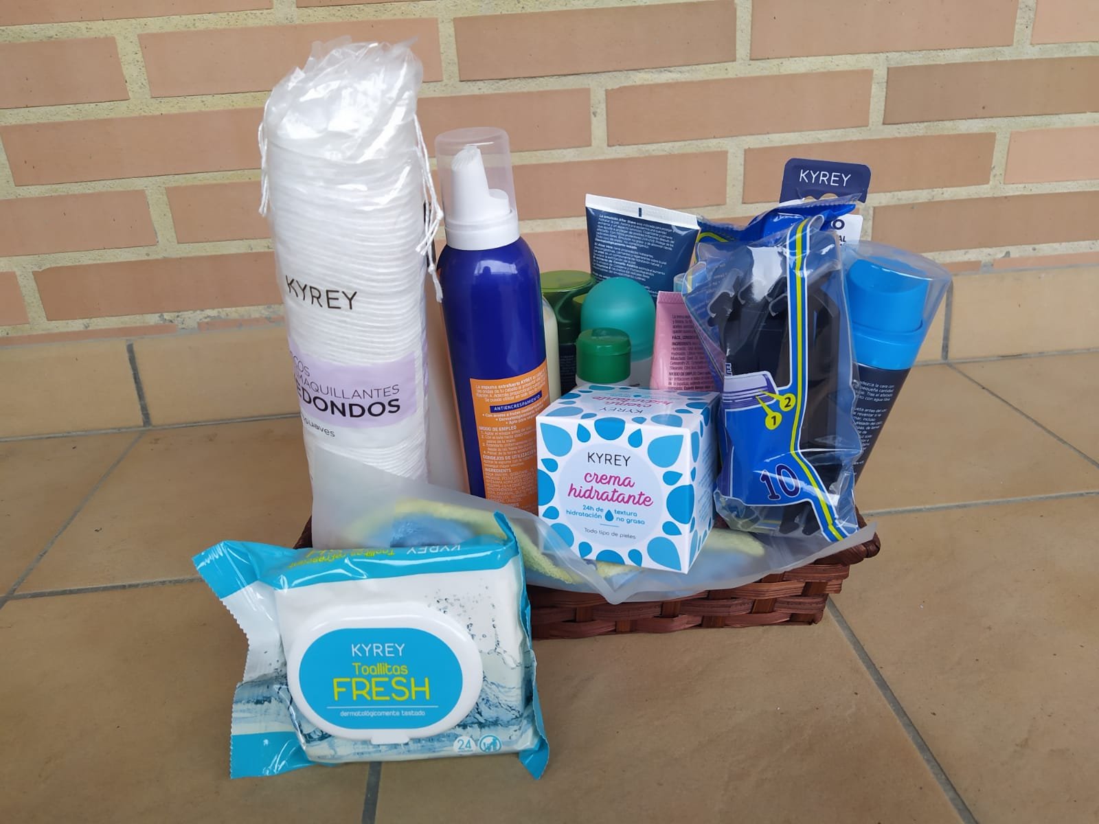 Aefat Lote productos cosméticos Consum 2