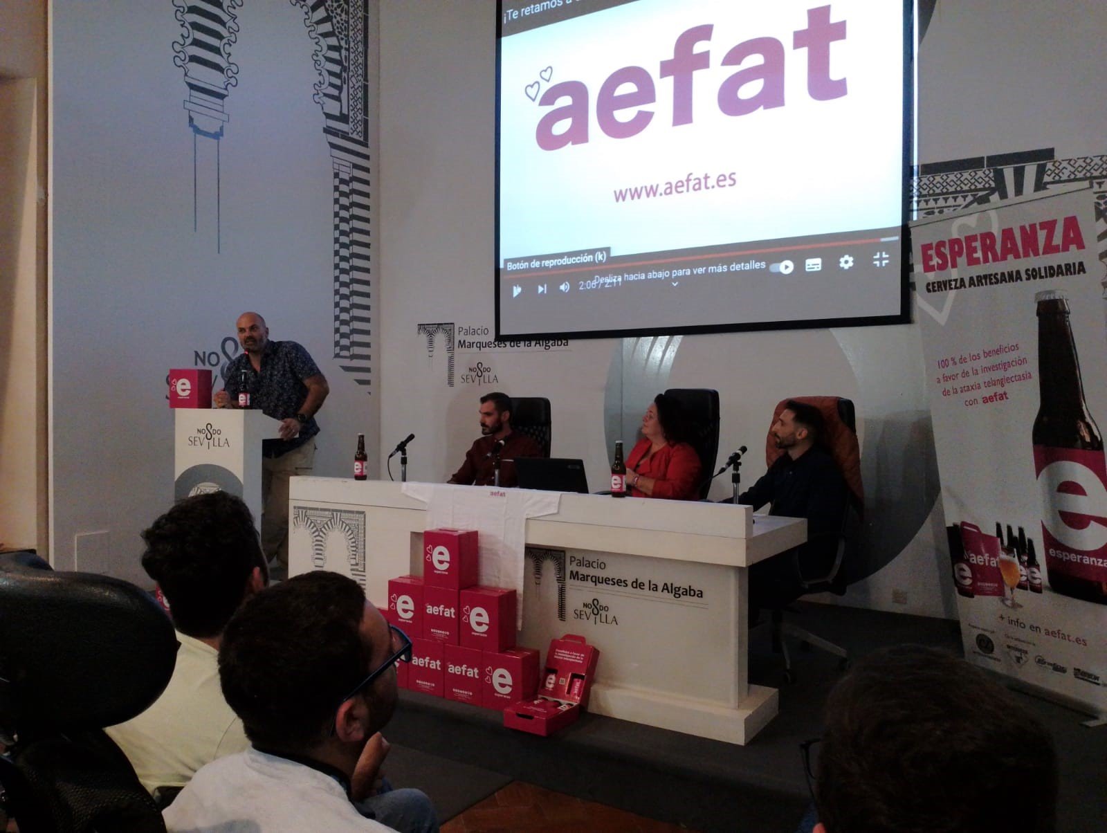 Patxi Villén presidente Aefat en presentación cerveza Esperanza